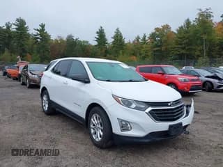✅ 2019 Chevrolet Equinox LS • VIN: 2GNAXSEVXK6211885 • Лот: 43300368. Опубликован ранее на IAAI с пробегом 62 071 миль. Бесплатный доступ к архиву аукционных продаж из США и подробный отчёт об истории автомобиля на DreamBid. Изображение 1.