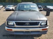 ✅ 1995 Toyota Tacoma • VIN: 4TAUN41B4SZ061002 • Lot: 71307225. Listed on Copart with 308,384 mi. Free auction sales archive from the USA and detailed vehicle history report at DreamBid. Image 5.