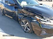 ✅ 2019 Nissan Maxima SV • VIN: 1N4AA6AV0KC369785 • Lot: 43504495. Listed on IAAI with 74,007 mi. Free auction sales archive from the USA and detailed vehicle history report at DreamBid. Image 12.