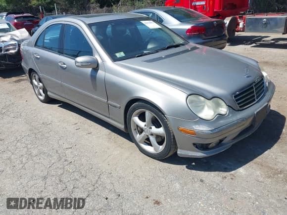✅ 2006 Mercedes-Benz C 230 Sport • VIN: WDBRF52H36F783812 • Lot: 42929852. Wystawiony na IAAI z przebiegiem 122 050 mil. Bezpłatny archiwum sprzedaży aukcyjnych z USA i szczegółowy raport historii pojazdu na DreamBid. Zdjęcie 1.