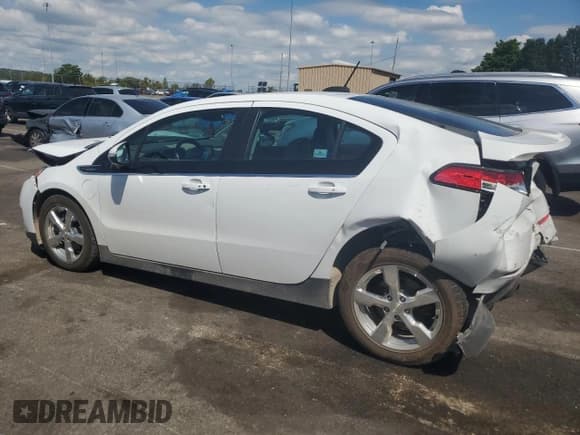 ✅ 2015 Chevrolet Volt • VIN: 1G1RB6E45FU139115 • Lot: 68939394. Wystawiony na Copart z przebiegiem 137 691 mil. Bezpłatny archiwum sprzedaży aukcyjnych z USA i szczegółowy raport historii pojazdu na DreamBid. Zdjęcie 2.