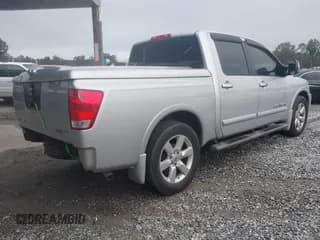 ✅ 2011 Nissan Titan SL • VIN: 1N6BA0ED3BN313273 • Lot: 43597145. Wystawiony na IAAI z przebiegiem 178 765 mil. Bezpłatny archiwum sprzedaży aukcyjnych z USA i szczegółowy raport historii pojazdu na DreamBid. Zdjęcie 4.