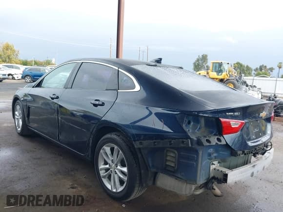 ✅ 2017 Chevrolet Malibu LT • VIN: 1G1ZE5ST9HF127201 • Lot: 43430542. Listed on IAAI with 116,661 mi. Free auction sales archive from the USA and detailed vehicle history report at DreamBid. Image 3.