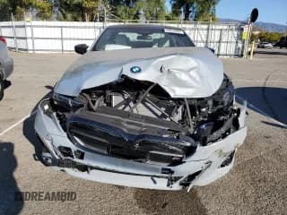 ✅ 2024 BMW i5 M60 • VIN: WBY43FK06RCR35431 • Lot: 84814964. Wystawiony na Copart z przebiegiem Nie podano. Bezpłatny archiwum sprzedaży aukcyjnych z USA i szczegółowy raport historii pojazdu na DreamBid. Zdjęcie 5.