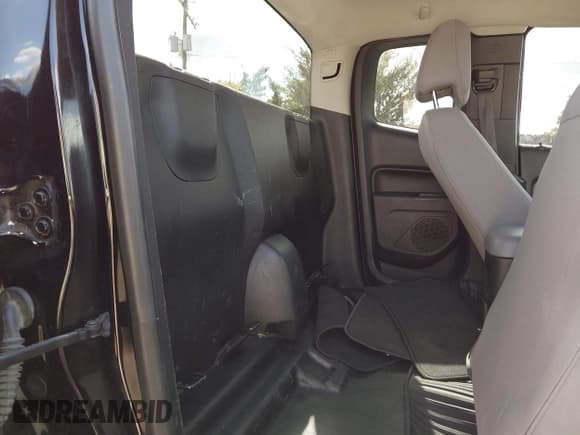 ✅ 2020 Chevrolet Colorado 2WD Work Truck • VIN: 1GCHSBEA3L1234271 • Lot: 43330242. Wystawiony na IAAI z przebiegiem 79 246 mil. Bezpłatny archiwum sprzedaży aukcyjnych z USA i szczegółowy raport historii pojazdu na DreamBid. Zdjęcie 8.