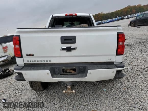 ✅ 2017 Chevrolet Silverado 2500HD LT • VIN: 1GC1KVEYXHF246279 • Lot: 91228545. Listed on Copart with 199,015 mi. Free auction sales archive from the USA and detailed vehicle history report at DreamBid. Image 6.