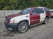 ✅ 2008 Cadillac Escalade • VIN: 1GYFK63828R194041 • Lot: 82048995. Wystawiony na Copart z przebiegiem 180 183 mil. Bezpłatny archiwum sprzedaży aukcyjnych z USA i szczegółowy raport historii pojazdu na DreamBid. Zdjęcie 1.