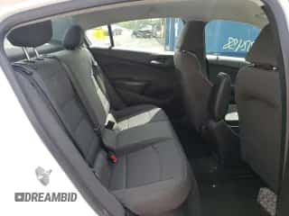 2019 Chevrolet Cruze с VIN 1G1BJ5SM4K7102794, выставлен на аукционе Copart как лот 48442602 с пробегом 102 458 миль миль и . История ставок и продаж доступна на DreamBid. Изображение 6.