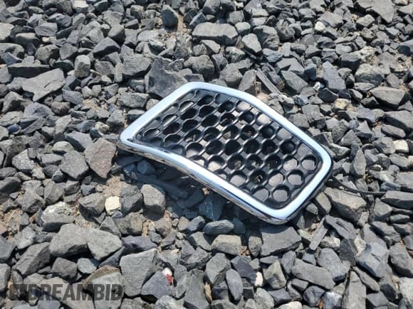 ✅ 2022 Jeep Cherokee Latitude Lux • VIN: 1C4PJMMN6ND542731 • Lot: 59912205. Wystawiony na Copart z przebiegiem 9 483 mil. Bezpłatny archiwum sprzedaży aukcyjnych z USA i szczegółowy raport historii pojazdu na DreamBid. Zdjęcie 13.