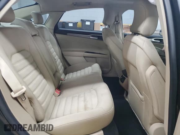 ✅ 2015 Ford Fusion SE • VIN: 3FA6P0HD3FR177184 • Лот: 91266305. Опубликован ранее на Copart с пробегом 184 474 миль. Бесплатный доступ к архиву аукционных продаж из США и подробный отчёт об истории автомобиля на DreamBid. Изображение 10.