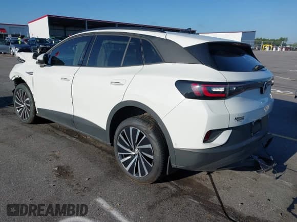 ✅ 2024 Volkswagen ID.4 Pro • VIN: 1V2DSPE89RC015576 • Лот: 42575130. Опубликован ранее на IAAI с пробегом 4 248 миль. Бесплатный доступ к архиву аукционных продаж из США и подробный отчёт об истории автомобиля на DreamBid. Изображение 3.