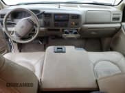 ✅ 2000 Ford F-250 XL • VIN: 1FTNX21S5YEE01782 • Lot: 91272785. Listed on Copart with 135,812 mi. Free auction sales archive from the USA and detailed vehicle history report at DreamBid. Image 8.