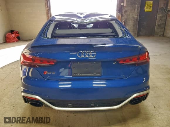 ✅ 2024 Audi RS 5 Sportback • VIN: WUAAWCF54RA900465 • Лот: 93880965. Опубликован ранее на Copart с пробегом 8 128 миль. Бесплатный доступ к архиву аукционных продаж из США и подробный отчёт об истории автомобиля на DreamBid. Изображение 6.