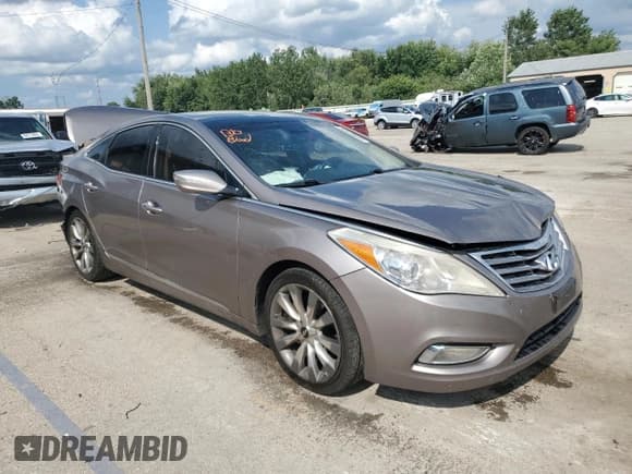 ✅ 2012 Hyundai Azera • VIN: KMHFH4JG1CA122639 • Лот: 68699645. Опубликован ранее на Copart с пробегом Не указан. Бесплатный доступ к архиву аукционных продаж из США и подробный отчёт об истории автомобиля на DreamBid. Изображение 4.