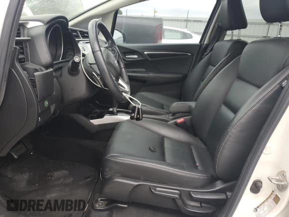 ✅ 2017 Honda Fit EX-L • VIN: JHMGK5H87HS020809 • Lot: 85492015. Listed on Copart with 29,822 mi. Free auction sales archive from the USA and detailed vehicle history report at DreamBid. Image 7.