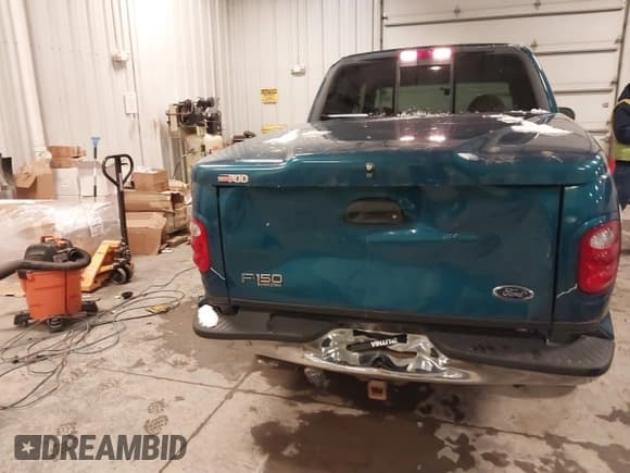 ✅ 2001 Ford F-150 XLT • VIN: 1FTRW08W51KE42437 • Lot: 41249898. Listed on IAAI with 162,436 mi. Free auction sales archive from the USA and detailed vehicle history report at DreamBid. Image 6.