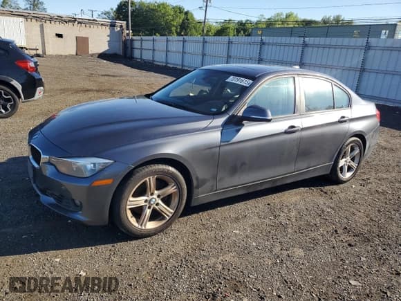 ✅ 2013 BMW 3 Series 328i xDrive • VIN: WBA3B3C54DF538734 • Lot: 70191615. Listed on Copart with 93,447 mi. Free auction sales archive from the USA and detailed vehicle history report at DreamBid. Image 1.