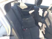 ✅ 2010 Mazda 3 i Touring • VIN: JM1BL1SG4A1120590 • Lot: 43724882. Wystawiony na IAAI z przebiegiem 178 557 mil. Bezpłatny archiwum sprzedaży aukcyjnych z USA i szczegółowy raport historii pojazdu na DreamBid. Zdjęcie 8.