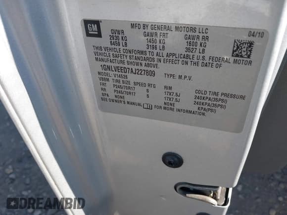 ✅ 2010 Chevrolet Traverse LS • VIN: 1GNLVEED7AJ227809 • Lot: 40650983. Wystawiony na IAAI z przebiegiem Nie podano. Bezpłatny archiwum sprzedaży aukcyjnych z USA i szczegółowy raport historii pojazdu na DreamBid. Zdjęcie 9.