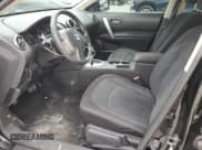 ✅ 2015 Nissan Rogue S • VIN: JN8AS5MT7FW667903 • Lot: 89889315. Wystawiony na Copart z przebiegiem 117 425 mil. Bezpłatny archiwum sprzedaży aukcyjnych z USA i szczegółowy raport historii pojazdu na DreamBid. Zdjęcie 7.