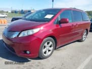 ✅ 2011 Toyota Sienna XLE AAS • VIN: 5TDYK3DC1BS112132 • Lot: 43399671. Listed on IAAI with 165,637 mi. Free auction sales archive from the USA and detailed vehicle history report at DreamBid. Image 2.