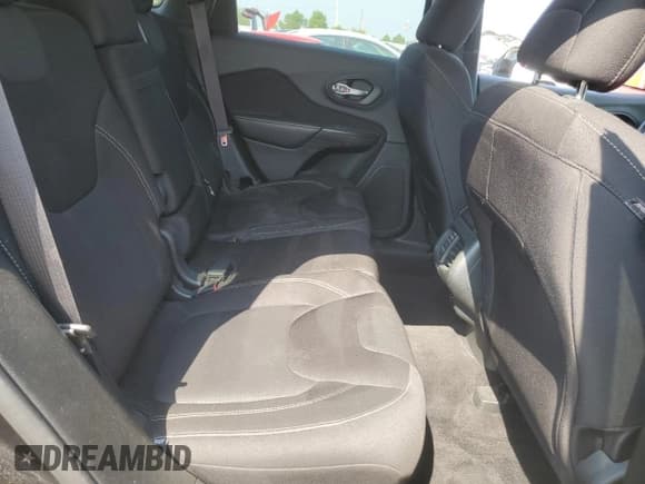 ✅ 2015 Jeep Cherokee Latitude • VIN: 1C4PJMCS4FW667305 • Lot: 66832145. Listed on Copart with Not provided. Free auction sales archive from the USA and detailed vehicle history report at DreamBid. Image 11.