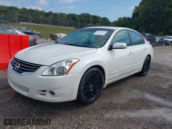 ✅ 2012 Nissan Altima SR • VIN: 1N4BL2AP5CN483599 • Лот: 43199713. Опубликован ранее на IAAI с пробегом 190 984 миль. Бесплатный доступ к архиву аукционных продаж из США и подробный отчёт об истории автомобиля на DreamBid. Изображение 2.