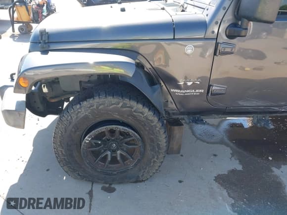 ✅ 2017 Jeep Wrangler Unlimited Sahara • VIN: 1C4BJWEG8HL599349 • Lot: 43383238. Listed on IAAI with 114,754 mi. Free auction sales archive from the USA and detailed vehicle history report at DreamBid. Image 6.