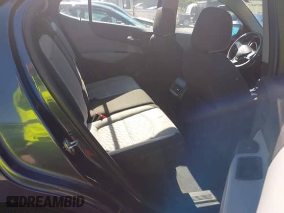 2018 Chevrolet Equinox LS с VIN 3GNAXREVXJL135247, выставлен на аукционе IAAI как лот 43497687 с пробегом 120 923 миль миль и . История ставок и продаж доступна на DreamBid. Изображение 8.