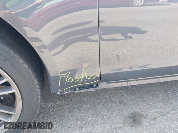 ✅ 2021 Tesla Model S Plaid • VIN: 5YJSA1E66MF456357 • Lot: 42130286. Listed on IAAI with 48,010 mi. Free auction sales archive from the USA and detailed vehicle history report at DreamBid. Image 6.