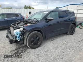 2021 Chevrolet Blazer LT z VIN 3GNKBHR48MS506205, wystawiony jako Copart lot #70454345 z przebiegiem 69 899 mil mil oraz Szkoda całkowita • Salvage title. Historia ofert i sprzedaży dostępna na DreamBid. Obrazek 1.