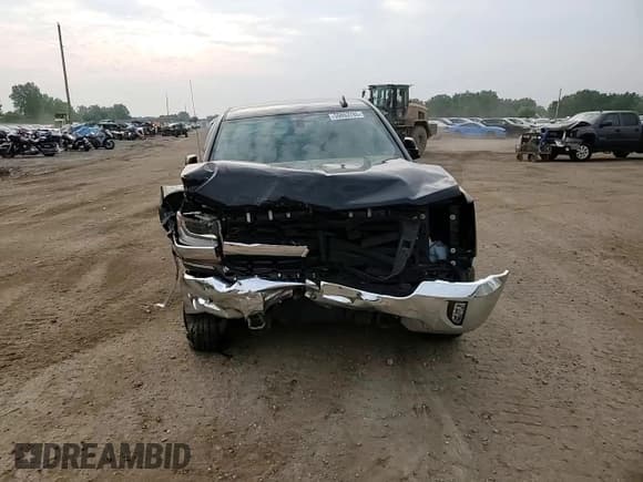 ✅ 2017 Chevrolet Silverado 1500 LT • VIN: 1GCVKREC9HZ400962 • Лот: 59863765. Опубликован ранее на Copart с пробегом 93 282 миль. Бесплатный доступ к архиву аукционных продаж из США и подробный отчёт об истории автомобиля на DreamBid. Изображение 14.