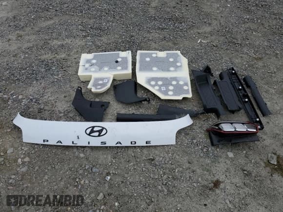 ✅ 2024 Hyundai Palisade Calligraphy • VIN: KM8R7DGE8RU713581 • Лот: 75006264. Опубликован ранее на Copart с пробегом 4 906 миль. Бесплатный доступ к архиву аукционных продаж из США и подробный отчёт об истории автомобиля на DreamBid. Изображение 15.