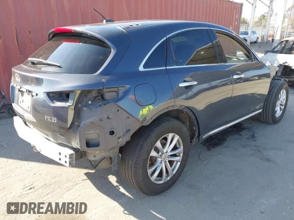 ✅ 2010 Infiniti FX • VIN: JN8AS1MU4AM800235 • Lot: 43289357. Wystawiony na IAAI z przebiegiem Nie podano. Bezpłatny archiwum sprzedaży aukcyjnych z USA i szczegółowy raport historii pojazdu na DreamBid. Zdjęcie 4.