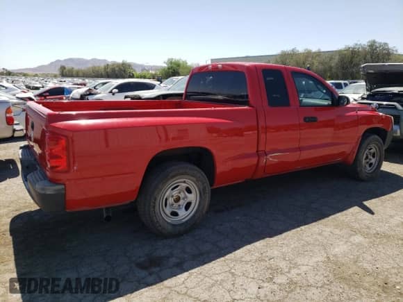 2007 Dodge Dakota ST with VIN 1D7HE22K77S103550, listed as a Copart auction lot 55873044 with 70,887 mi miles and Clean title. Bid and sale history available at DreamBid. Image 3.