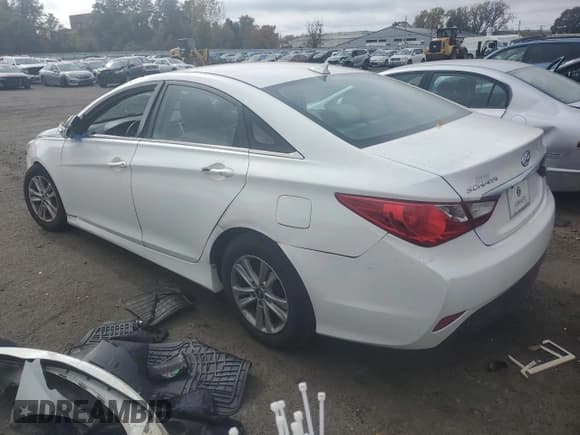 ✅ 2014 Hyundai Sonata GLS • VIN: 5NPEB4AC0EH868879 • Lot: 75665204. Listed on Copart with 118,398 mi. Free auction sales archive from the USA and detailed vehicle history report at DreamBid. Image 2.