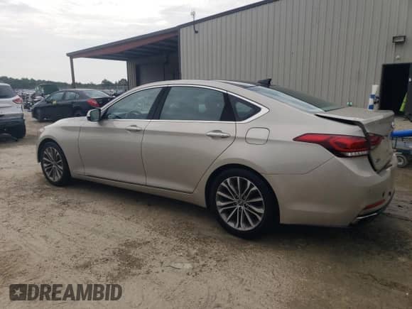 ✅ 2015 Hyundai Genesis 3.8L • VIN: KMHGN4JE2FU061963 • Lot: 82144375. Wystawiony na Copart z przebiegiem 233 010 mil. Bezpłatny archiwum sprzedaży aukcyjnych z USA i szczegółowy raport historii pojazdu na DreamBid. Zdjęcie 2.