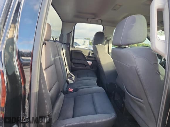 ✅ 2018 Chevrolet Silverado 1500 LT • VIN: 1GCRCRECXJZ180204 • Лот: 90582355. Опубликован ранее на Copart с пробегом 147 819 миль. Бесплатный доступ к архиву аукционных продаж из США и подробный отчёт об истории автомобиля на DreamBid. Изображение 10.