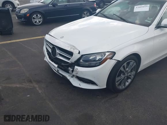 ✅ 2016 Mercedes-Benz C 300 • VIN: 55SWF4JB9GU159898 • Lot: 43805019. Listed on IAAI with 56,574 mi. Free auction sales archive from the USA and detailed vehicle history report at DreamBid. Image 6.