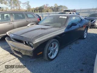 ✅ 2010 Dodge Challenger R/T Classic • VIN: 2B3CJ5DT9AH118834 • Lot: 76381744. Wystawiony na Copart z przebiegiem 103 246 mil. Bezpłatny archiwum sprzedaży aukcyjnych z USA i szczegółowy raport historii pojazdu na DreamBid. Zdjęcie 1.