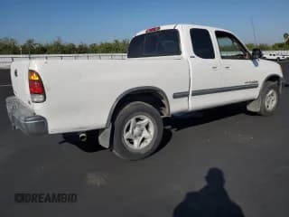 ✅ 2000 Toyota Tundra SR5 • VIN: 5TBRT3413YS024801 • Lot: 90615315. Listed on Copart with 389,627 mi. Free auction sales archive from the USA and detailed vehicle history report at DreamBid. Image 3.