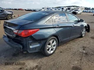 ✅ 2011 Hyundai Sonata Limited • VIN: 5NPEC4AC8BH060871 • Lot: 82582485. Listed on Copart with 186,789 mi. Free auction sales archive from the USA and detailed vehicle history report at DreamBid. Image 3.