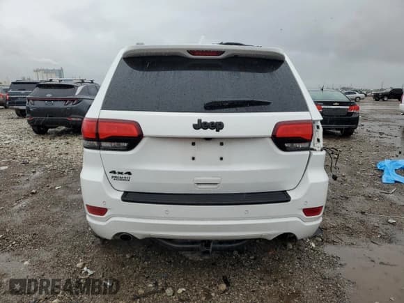 ✅ 2015 Jeep Grand Cherokee Laredo • VIN: 1C4RJFAG1FC177957 • Lot: 84799515. Listed on Copart with 116,689 mi. Free auction sales archive from the USA and detailed vehicle history report at DreamBid. Image 6.