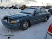 ✅ 1995 Mercury Grand Marquis LS • VIN: 2MELM75W8SX645053 • Лот: 88668085. Опубликован ранее на Copart с пробегом 147 918 миль. Бесплатный доступ к архиву аукционных продаж из США и подробный отчёт об истории автомобиля на DreamBid. Изображение 1.