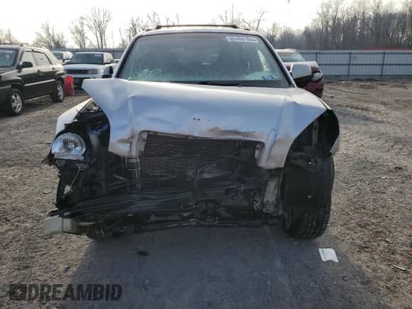 ✅ 2005 Hyundai Tucson GLS • VIN: KM8JN12D45U243639 • Lot: 86466164. Wystawiony na Copart z przebiegiem 194 857 mil mil. Skorzystaj z bezpłatnego archiwum sprzedaży aukcyjnych z USA i zobacz szczegółowy raport historii pojazdu na DreamBid. Zdjęcie 5.