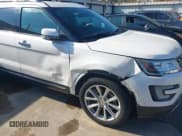 ✅ 2017 Ford Explorer Limited • VIN: 1FM5K7F84HGD86619 • Lot: 43545889. Wystawiony na IAAI z przebiegiem 139 772 mil. Bezpłatny archiwum sprzedaży aukcyjnych z USA i szczegółowy raport historii pojazdu na DreamBid. Zdjęcie 6.