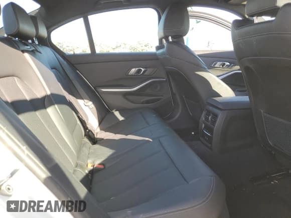 ✅ 2022 BMW 3 Series 330i • VIN: 3MW5R1J06N8C41782 • Лот: 81107755. Опубликован ранее на Copart с пробегом 46 538 миль. Бесплатный доступ к архиву аукционных продаж из США и подробный отчёт об истории автомобиля на DreamBid. Изображение 10.