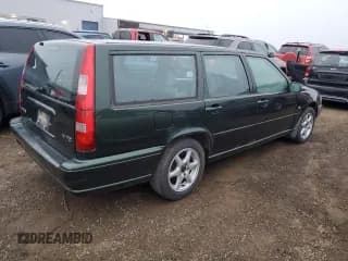 ✅ 2000 Volvo V70 • VIN: YV1LW61J7Y2686571 • Lot: 87215874. Listed on Copart with 163,439 mi. Free auction sales archive from the USA and detailed vehicle history report at DreamBid. Image 3.