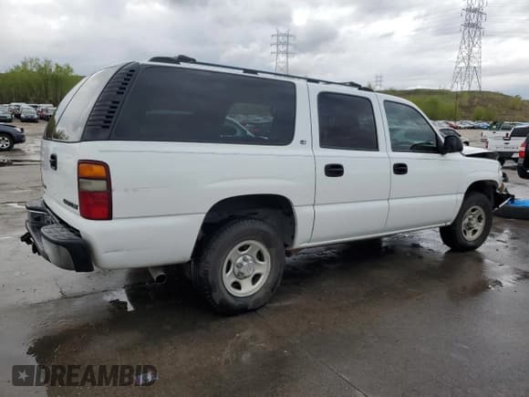 ✅ 2002 Chevrolet Suburban LT • VIN: 1GNFK16Z72J192019 • Лот: 56160095. Опубликован ранее на Copart с пробегом 180 692 миль. Бесплатный доступ к архиву аукционных продаж из США и подробный отчёт об истории автомобиля на DreamBid. Изображение 3.