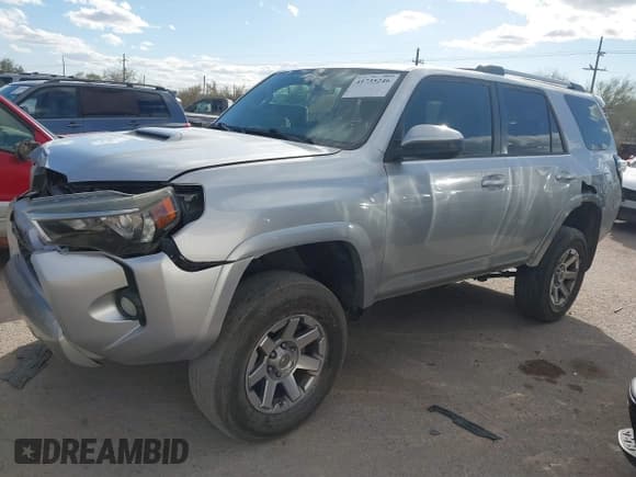 ✅ 2016 Toyota 4Runner Limited • VIN: JTEBU5JR6G5378727 • Лот: 41735246. Опубликован ранее на IAAI с пробегом 154 477 миль. Бесплатный доступ к архиву аукционных продаж из США и подробный отчёт об истории автомобиля на DreamBid. Изображение 17.